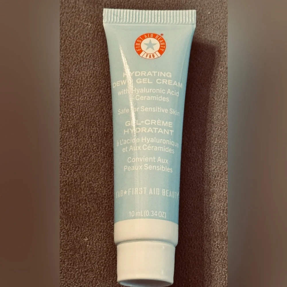 First Aid Beauty Hydrating Dewy Gel Cream